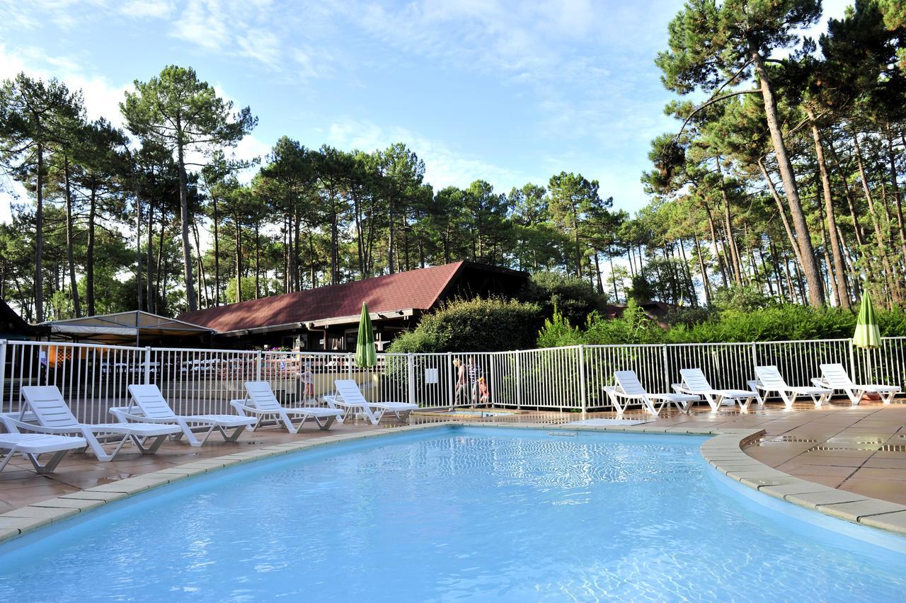 Vtf Les Bruyeres Hotel Maubuisson Exterior photo